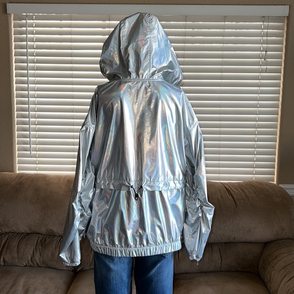 NWT. DKNY Sport Iridescent Windbreaker - Picture 6 of 9